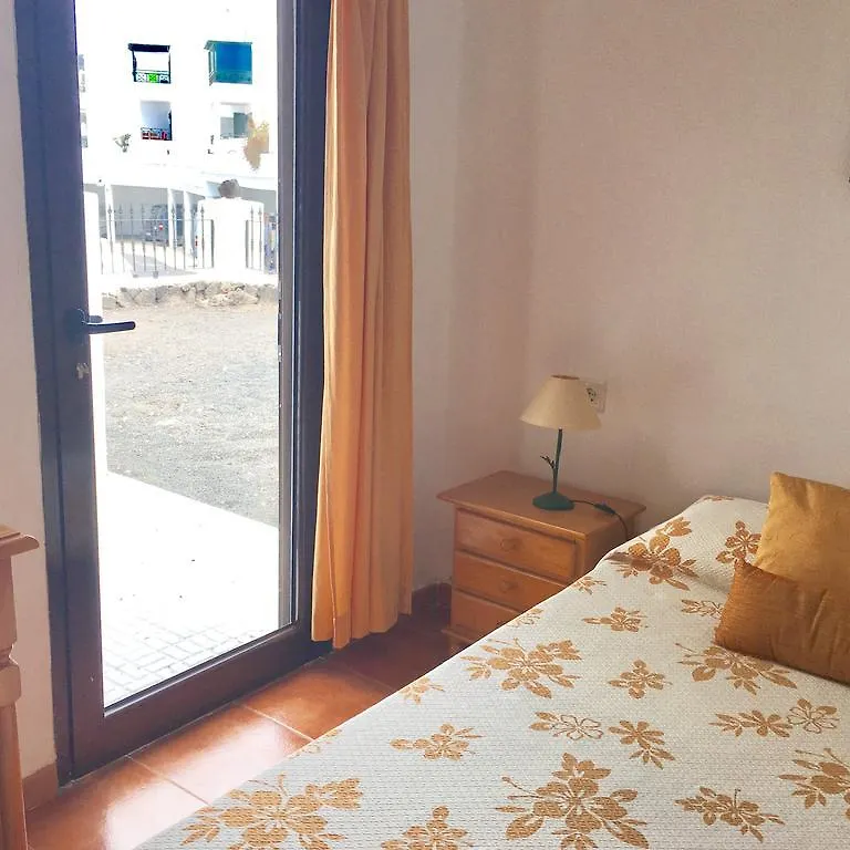 فندق بويرتو ذيل كارمينفي  La Corona Puerto Del Carmen إسبانيا